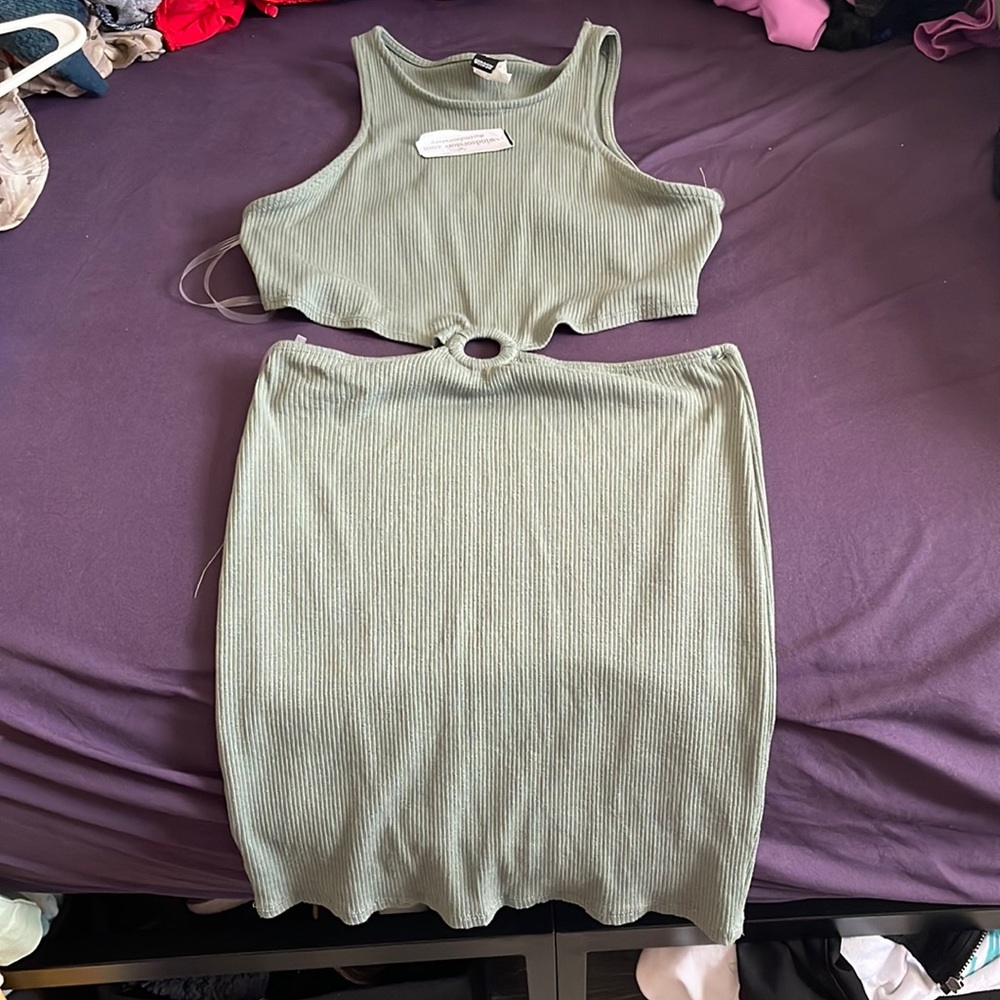 Two piece dress great shade of green perfect for summer